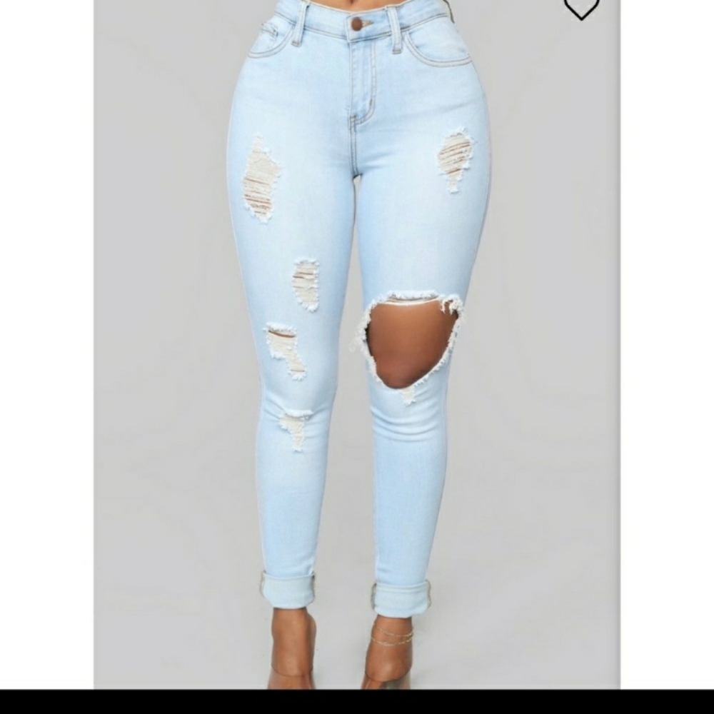 BNWT Fashion Nova Glistening Jeans